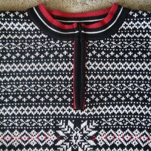 Men's Christmas Sweater (Medium)
